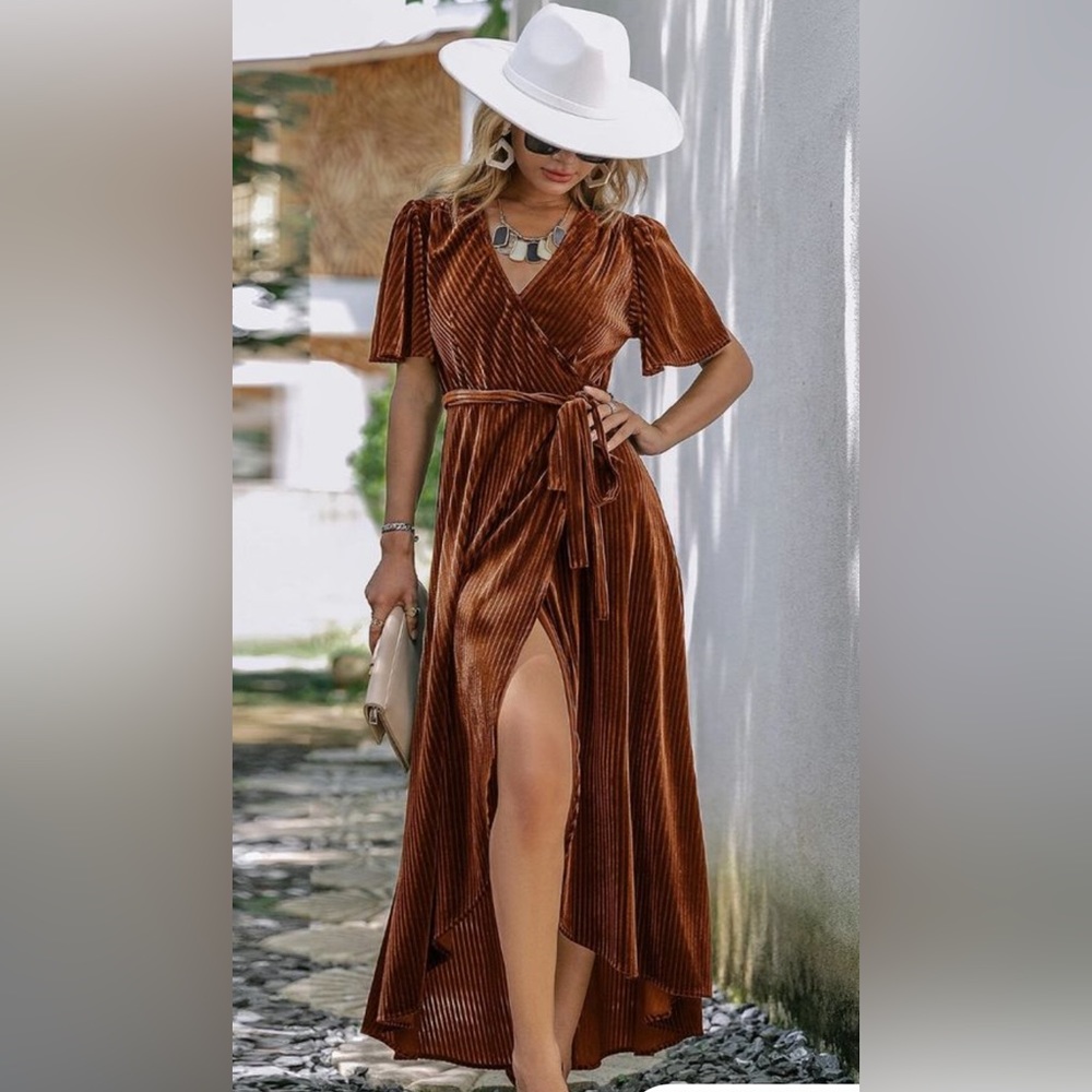 NWT Simplee Butterfly Sleeve Wrap Dress - Picture 1 of 10